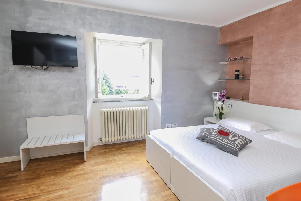Foresteria La Torretta Fino Mornasco Kültér fotó